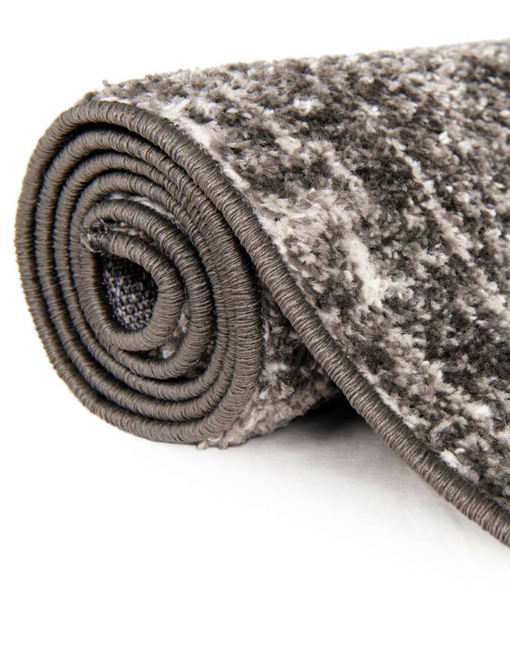 Detail image of 5' 3 x 5' 3 Dover Square Rug