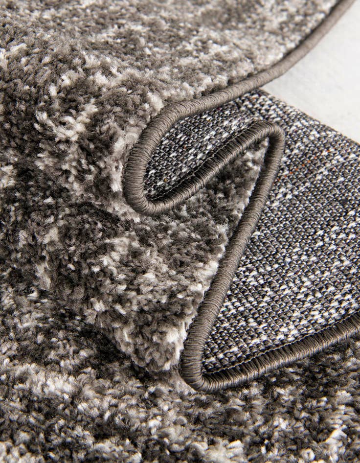Detail image of 5' 3 x 5' 3 Dover Square Rug