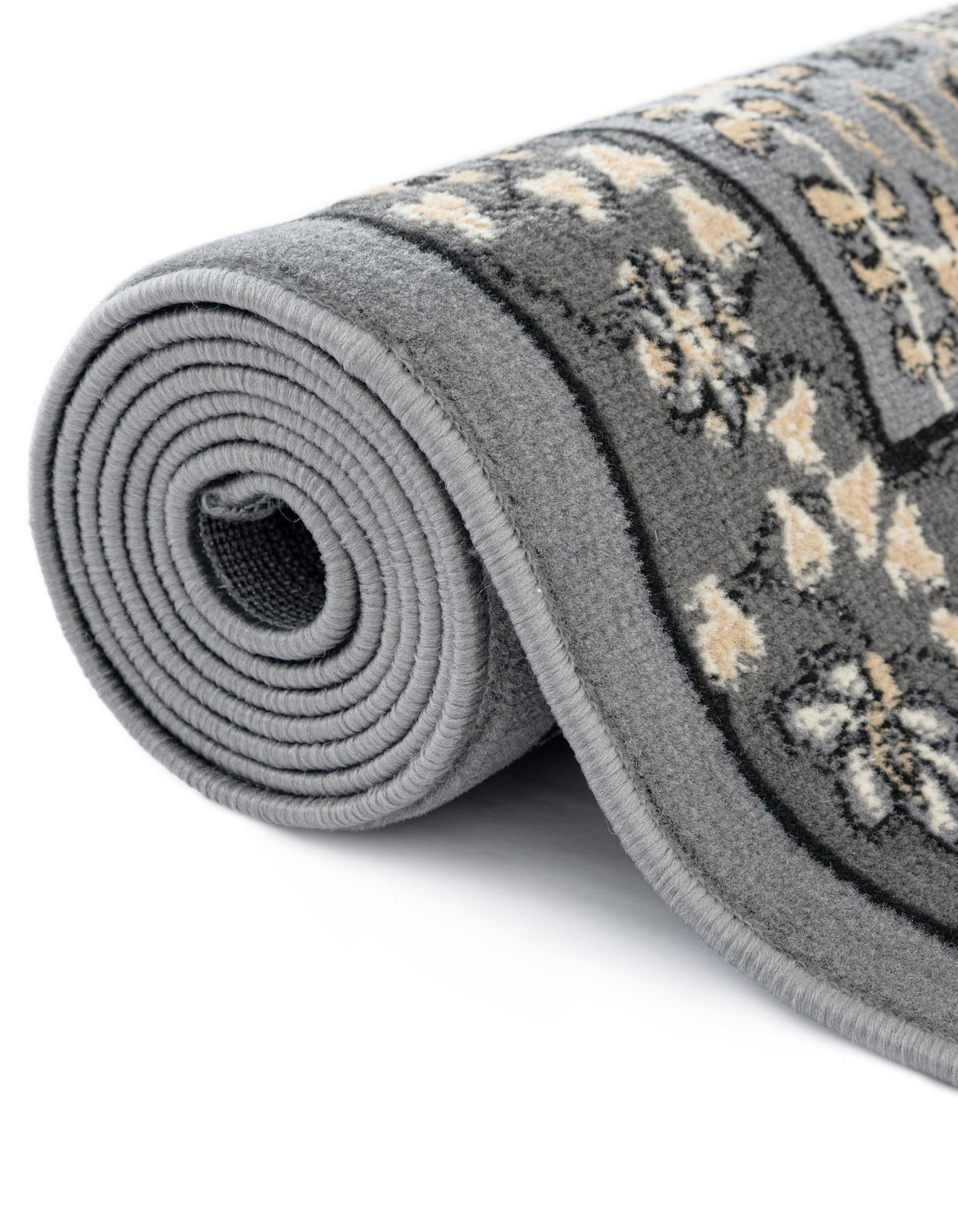 7' 10 x 7' 10 Isfahan Design Square Rug