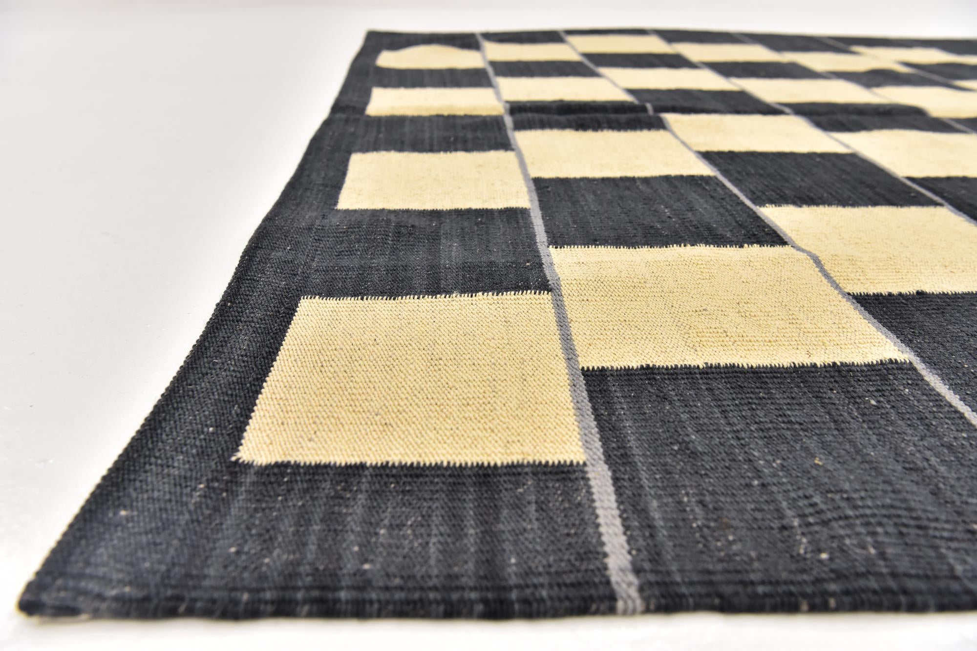 5' x 6' 5 Hand Woven Kilim Modern Wool Square Rug