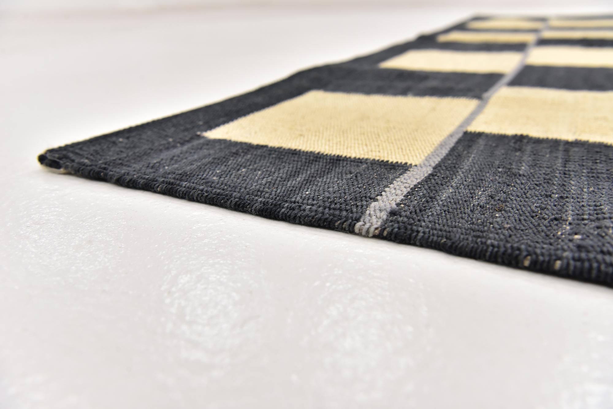 5' x 6' 5 Hand Woven Kilim Modern Wool Square Rug