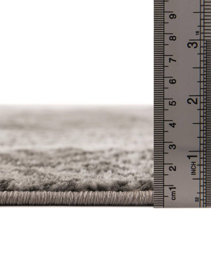 Detail image of 6' x 6' Monte Carlo Square Rug