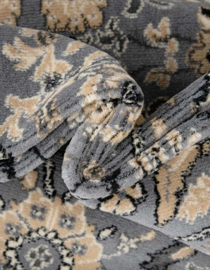 7' 10 x 7' 10 Neda Square Rug