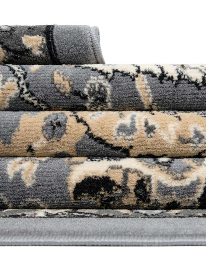 7' 10 x 7' 10 Neda Square Rug