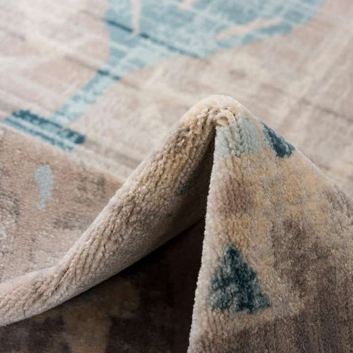 8' x 8' Victoria Square Rug