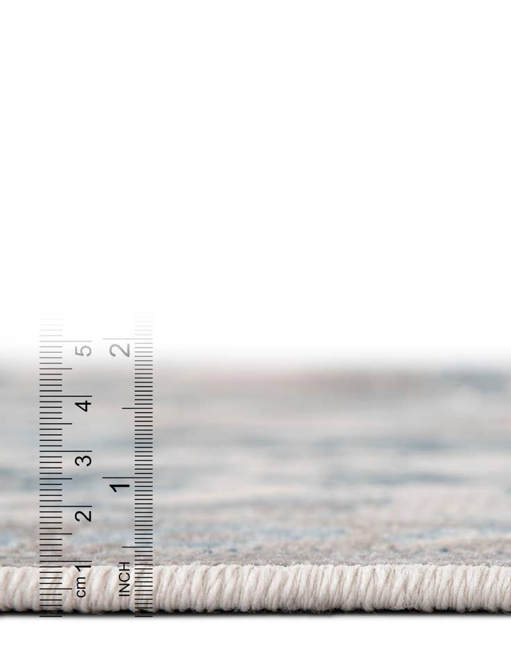 Detail image of 8' x 8' Victoria Square Rug