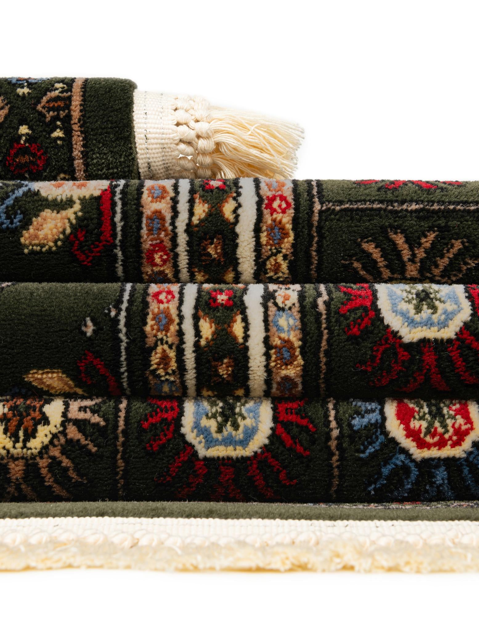 6' x 9' Bokhara Rug
