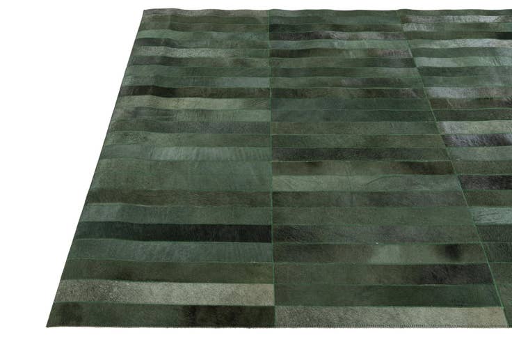 Detail image of 5' 1 x 7' 10 Cowhide Stocks Rug