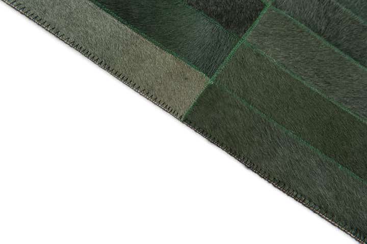 5' 1 x 7' 10 Cowhide Stocks Rug