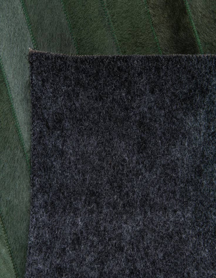 Detail image of 5' 1 x 7' 10 Cowhide Stocks Rug