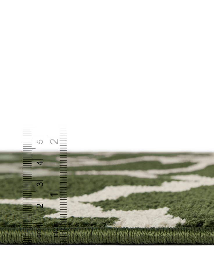Detail image of 6' x 9' Lattice Rug