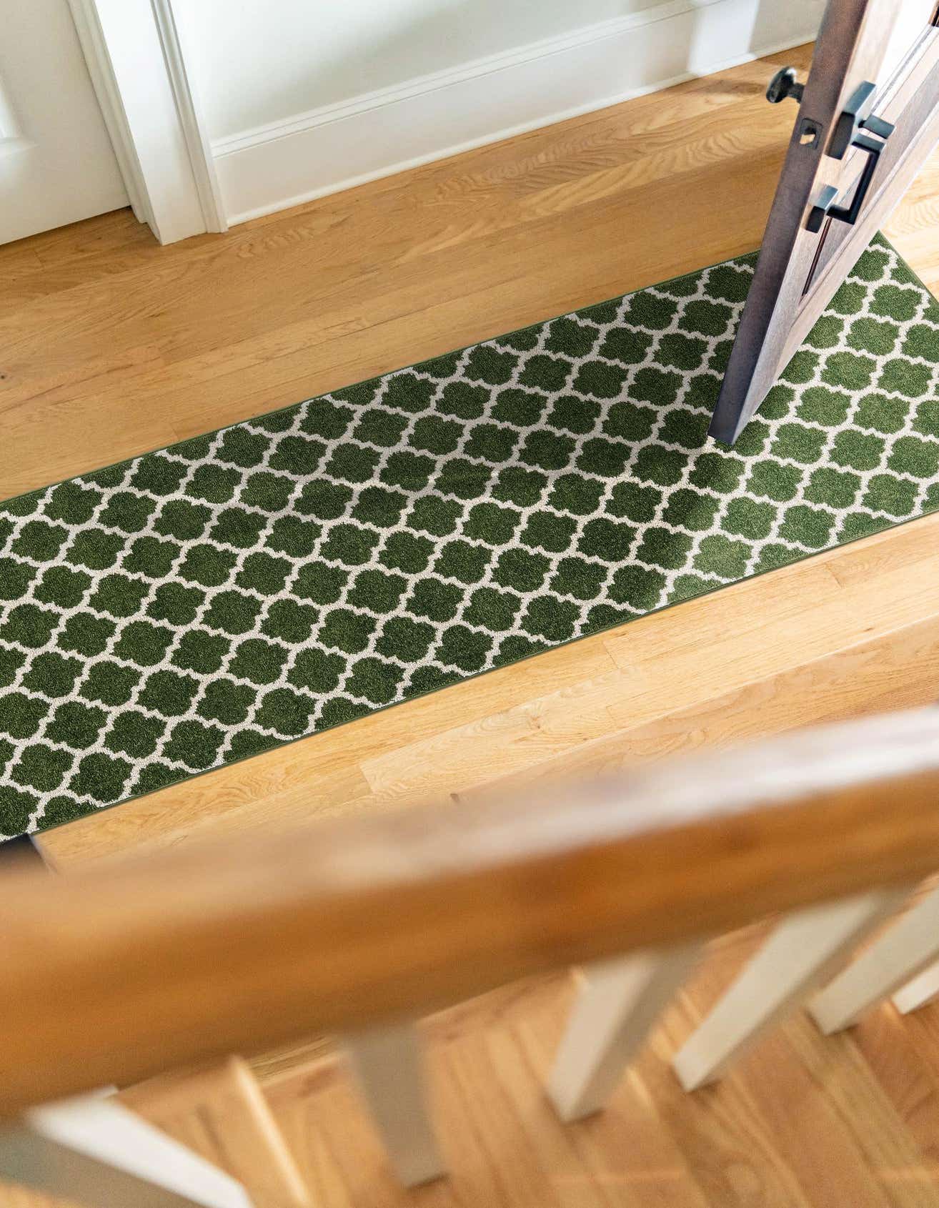 Detail image of 62cm x 185cm Trellis Runner Rug