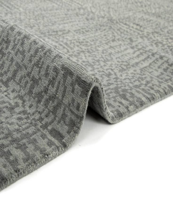 Detail image of 7' 8 x 10'  Hand Knotted Modern Himalaya Wool Rug