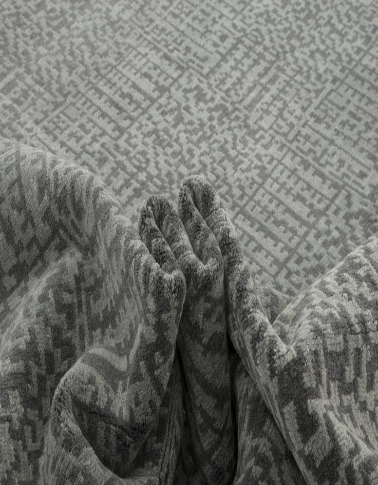 Detail image of 7' 8 x 10'  Hand Knotted Modern Himalaya Wool Rug