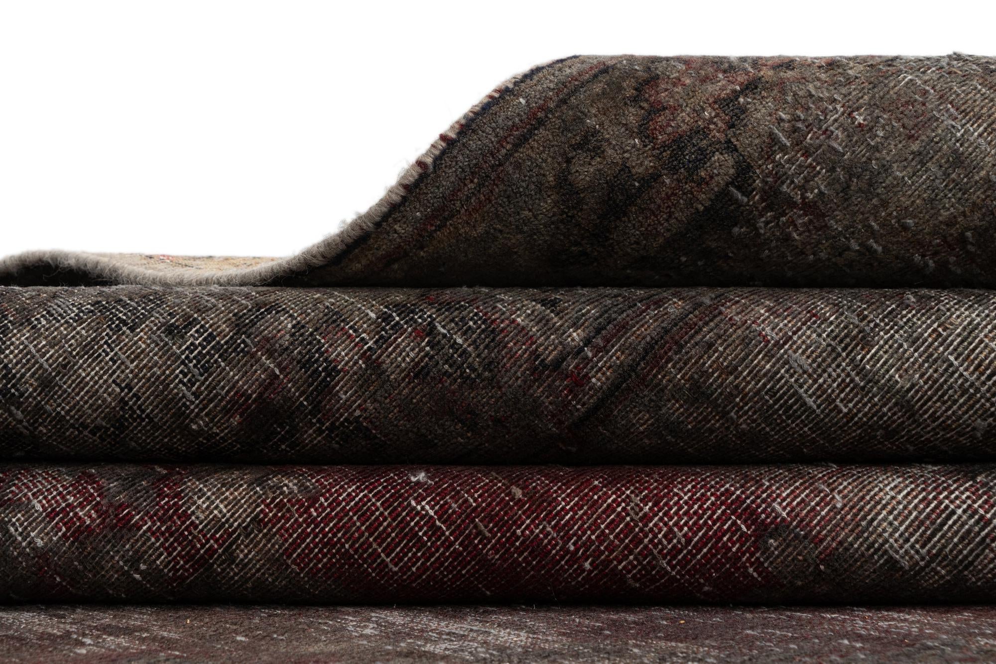 9' 10 x 13' 8 Vintage Wool Rug
