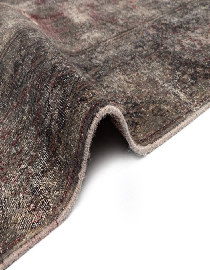 Detail image of 9' 10 x 13' 8 Vintage Wool Rug