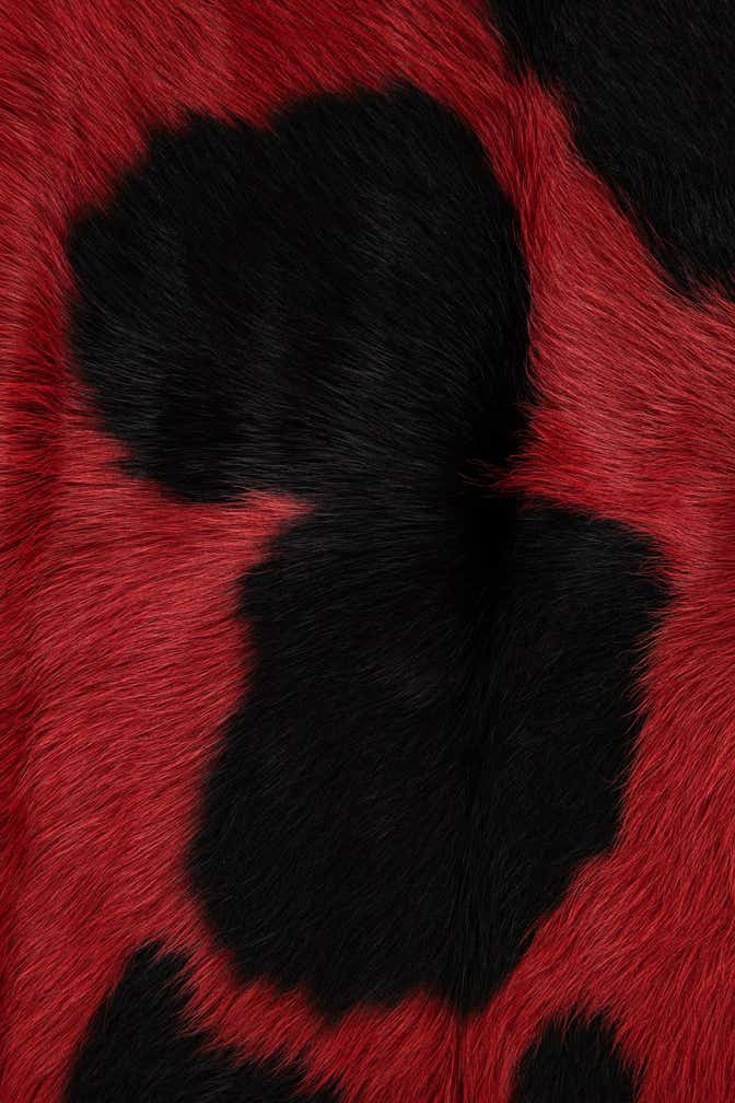 5' 10 x 6' 7 Cowhide Leather Square Rug