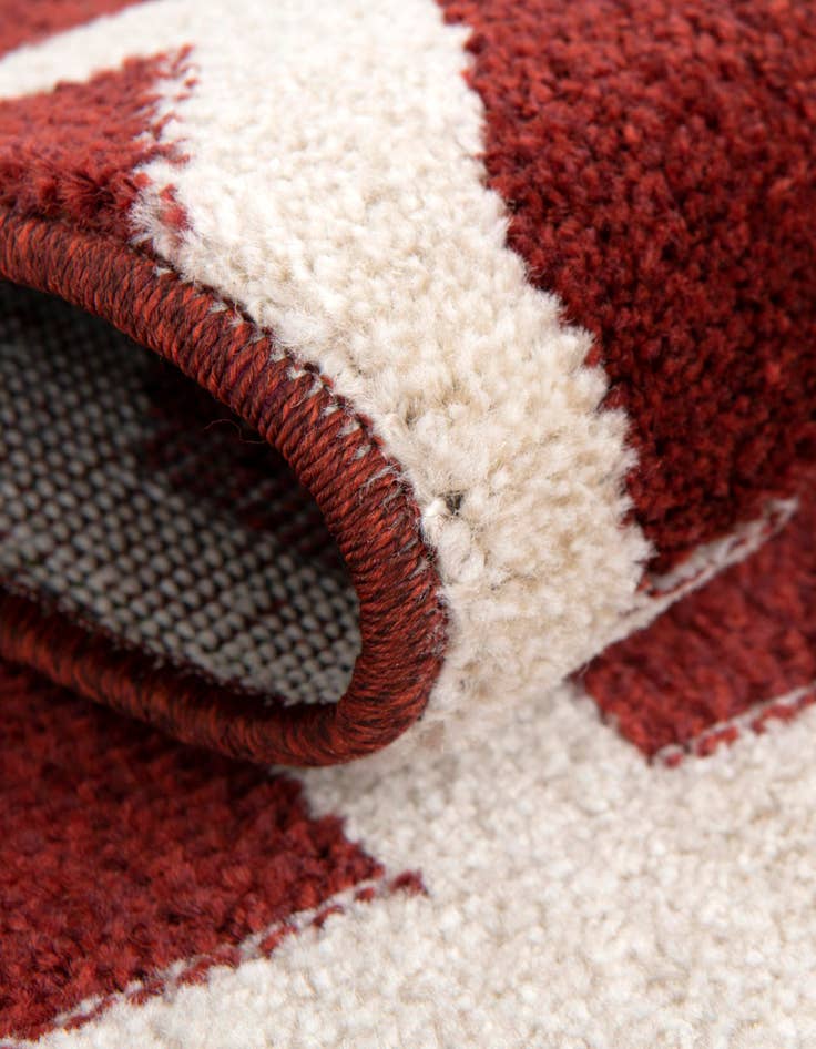 Detail image of 5' x 8' Lattice Rug