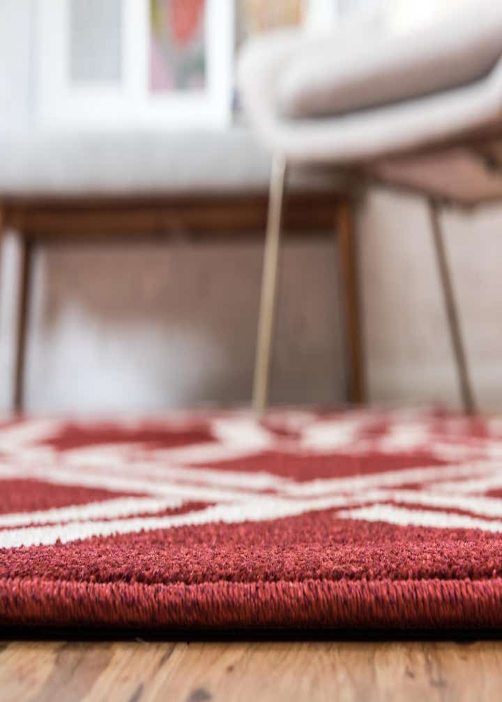 7' x 10' Lattice Rug