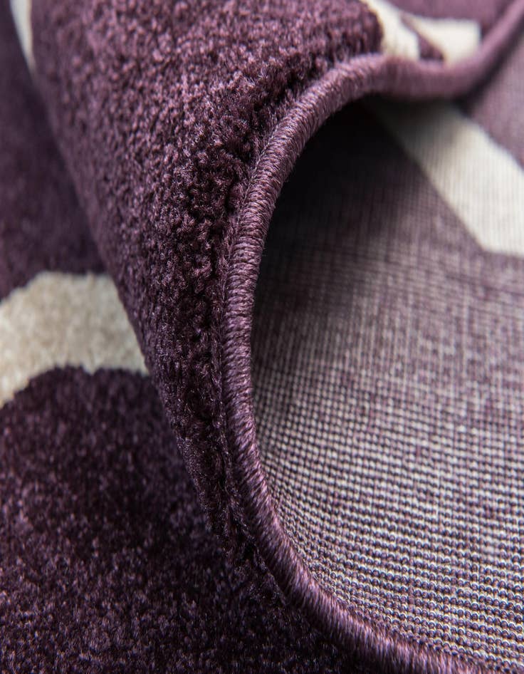 Detail image of 9' x 12' Trellis Rug