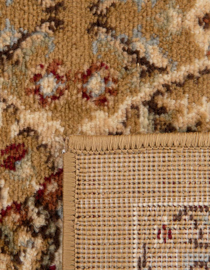 Detail image of 2' 7 x 10' Classic Agra Runner Rug