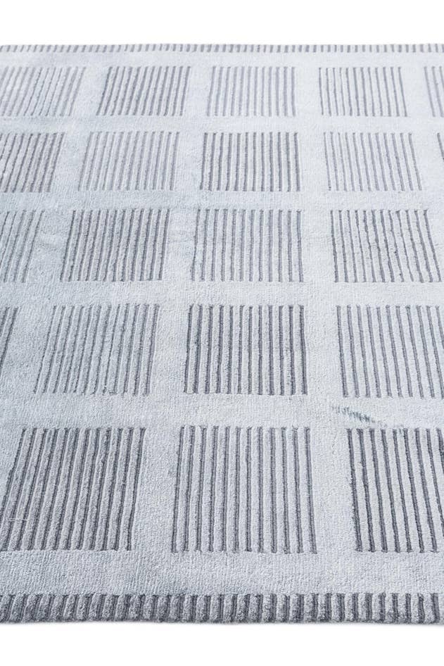 Detail image of 4' 11 x 5' 2 Hand Knotted Darya Square Rug
