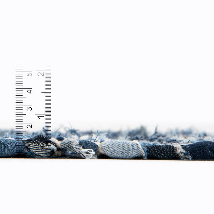 Detail image of 8' x 10' Hand Woven Chindi Cotton Rug