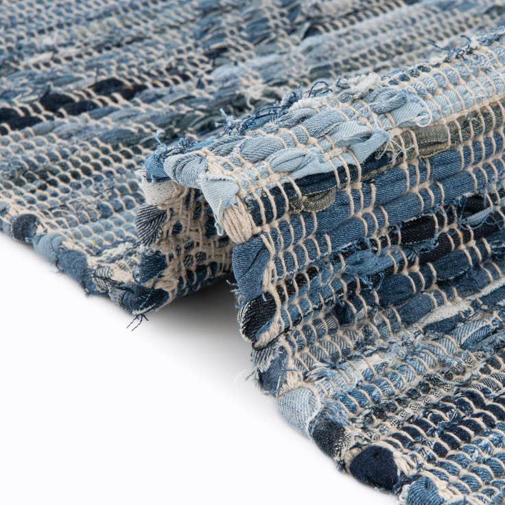 Detail image of 8' x 10' Hand Woven Chindi Cotton Rug