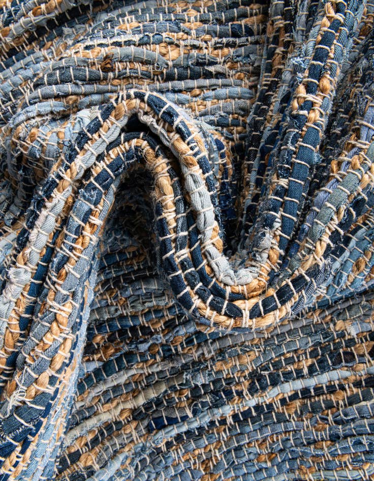 Detail image of 9' x 12' Hand Woven Chindi Trellis Rug