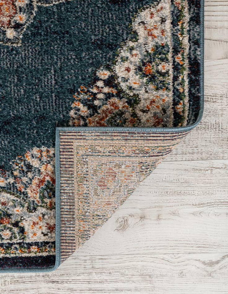 Detail image of 2' x 6' Isabella Runner Rug