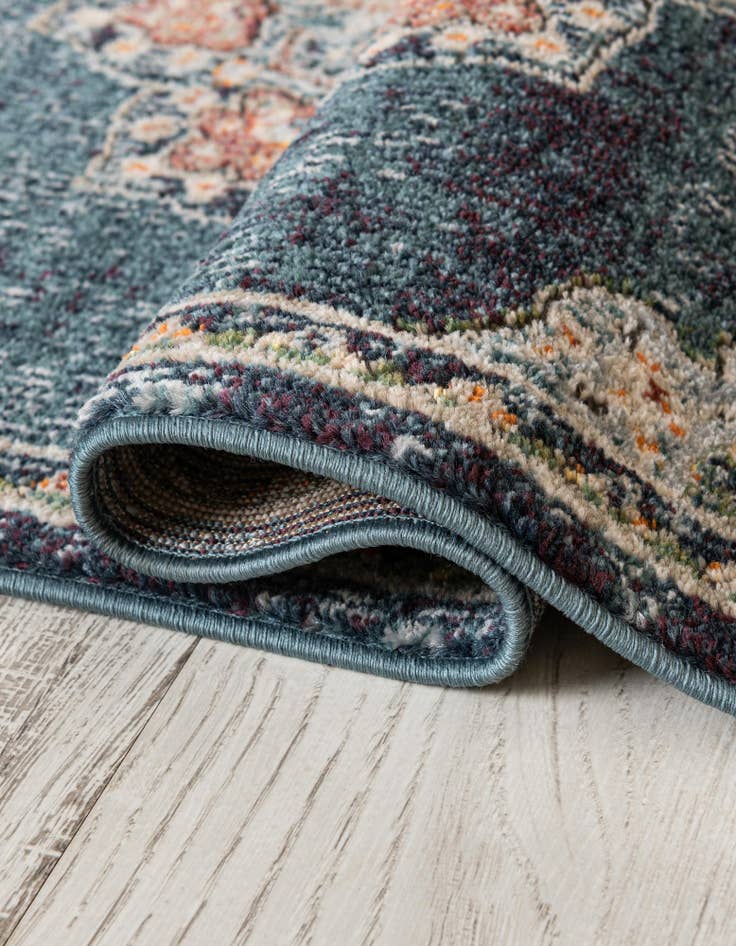 Detail image of 8' x 8' Isabella Square Rug