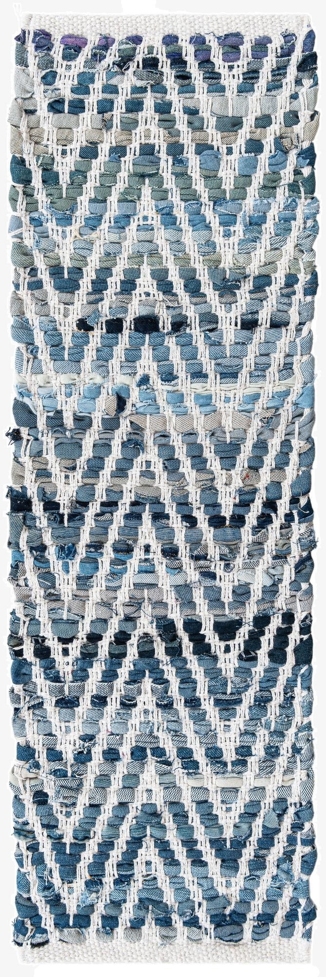 0' 9 x 2' 6  Hand Woven Chindi Chevron Stair Rug