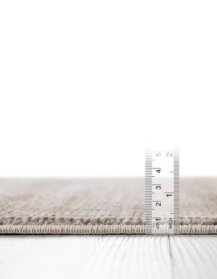 Detail image of 2' x 8' Silta Runner Rug