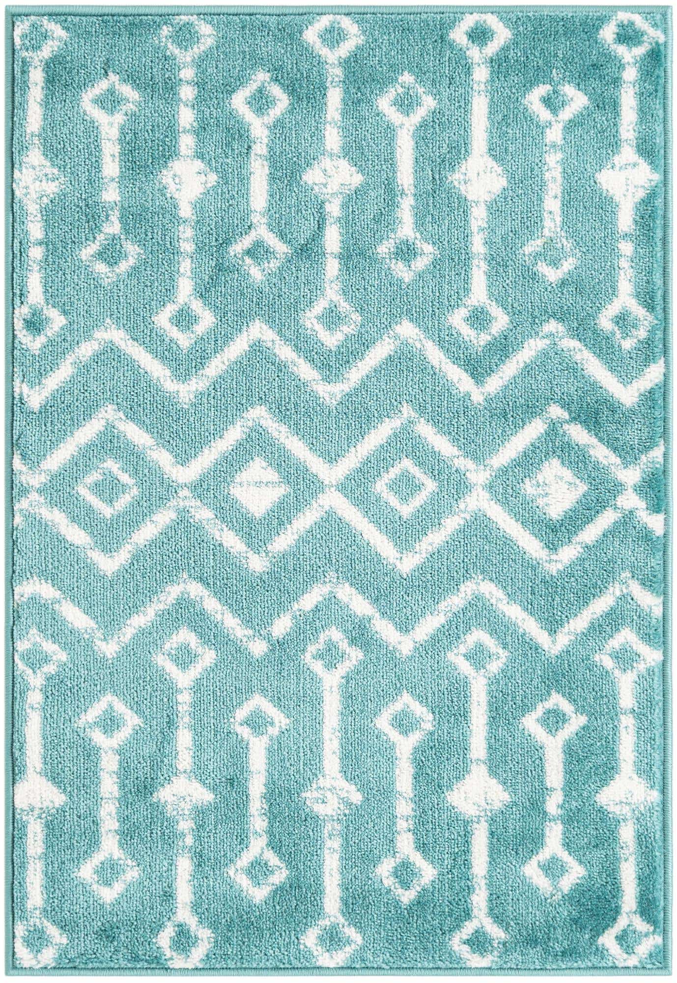 2' x 3' Dudley · Chevron rug