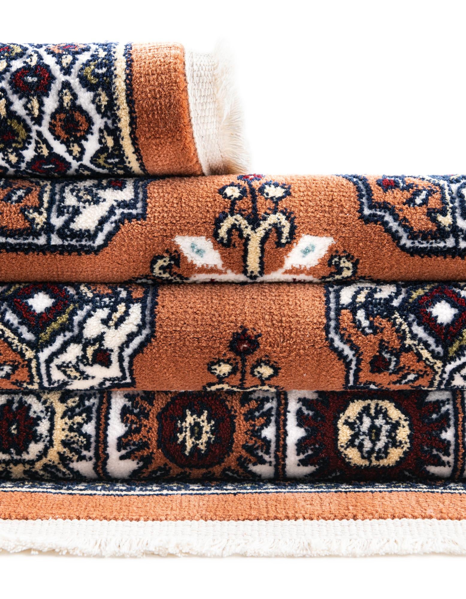 4' x 6' Nain Design Rug