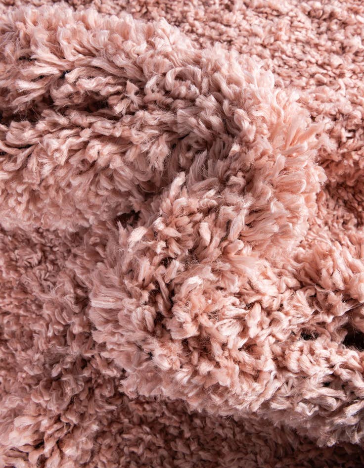 Detail image of 2' 7 x 13' Zermatt Shag Runner Rug