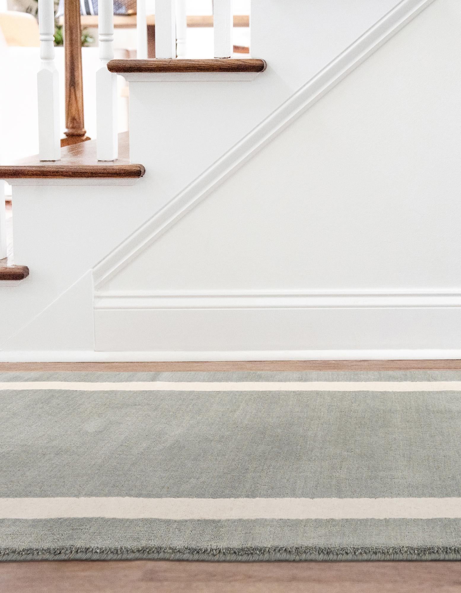 2' x 6' 1 Jill Zarin Border Wool Runner Rug