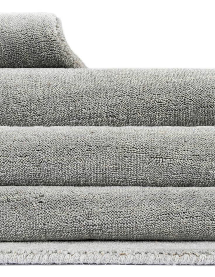 Detail image of 7' 10 x 7' 10 Jill Zarin Border Wool Square Rug