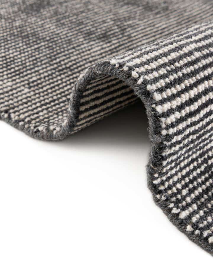 6' 1 x 6' 1 Hand Woven Jill Zarin English Manor Wool Round Rug