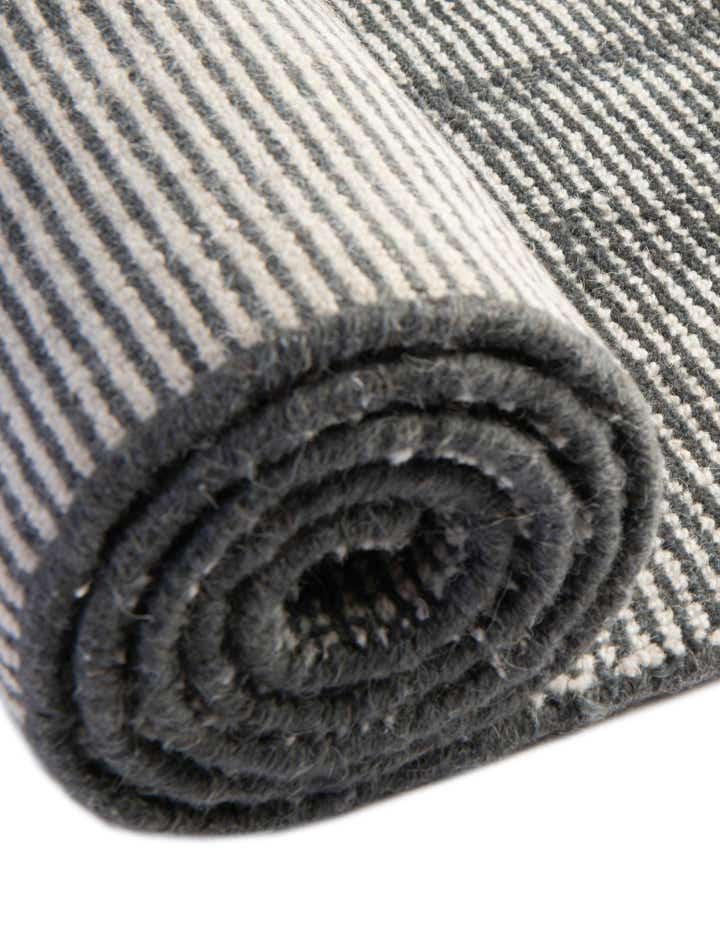 6' 1 x 6' 1 Hand Woven Jill Zarin English Manor Wool Round Rug