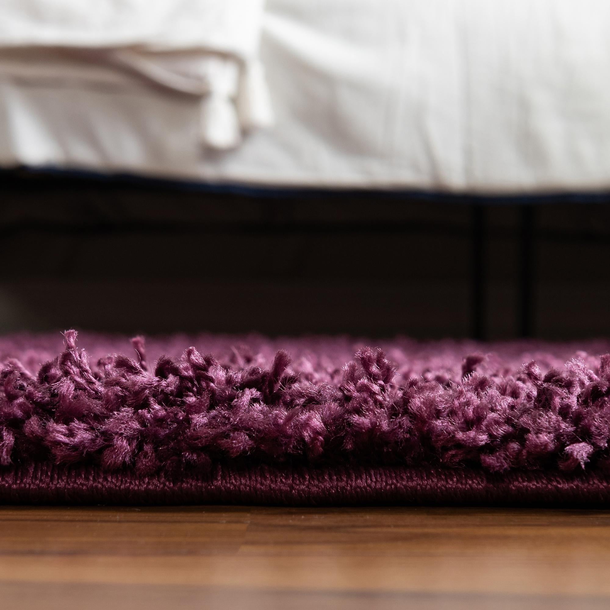 7' 10 x 7' 10 Solid Shag Round Rug