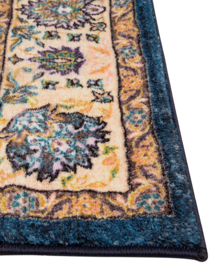 Detail image of 3' 3 x 5' 3 Medina Rug