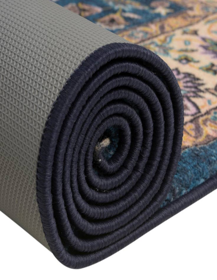 Detail image of 3' 3 x 5' 3 Medina Rug