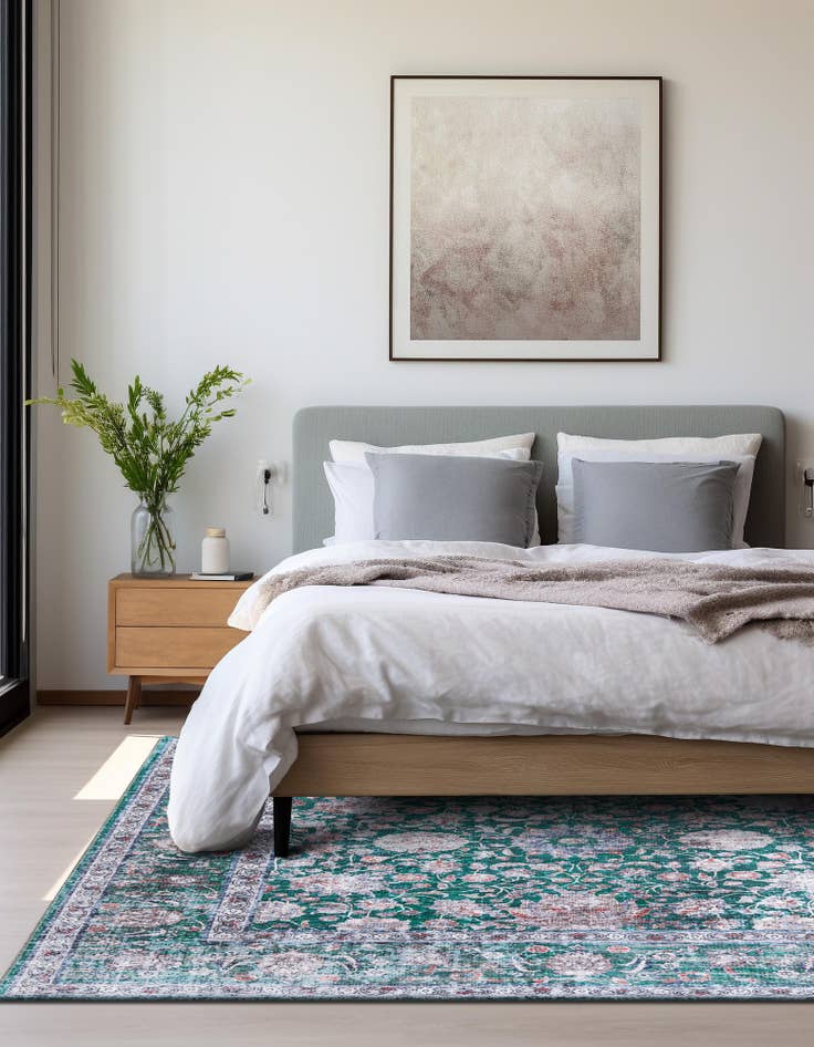 Detail image of 7' 10 x 7' 10 Yara Square Rug