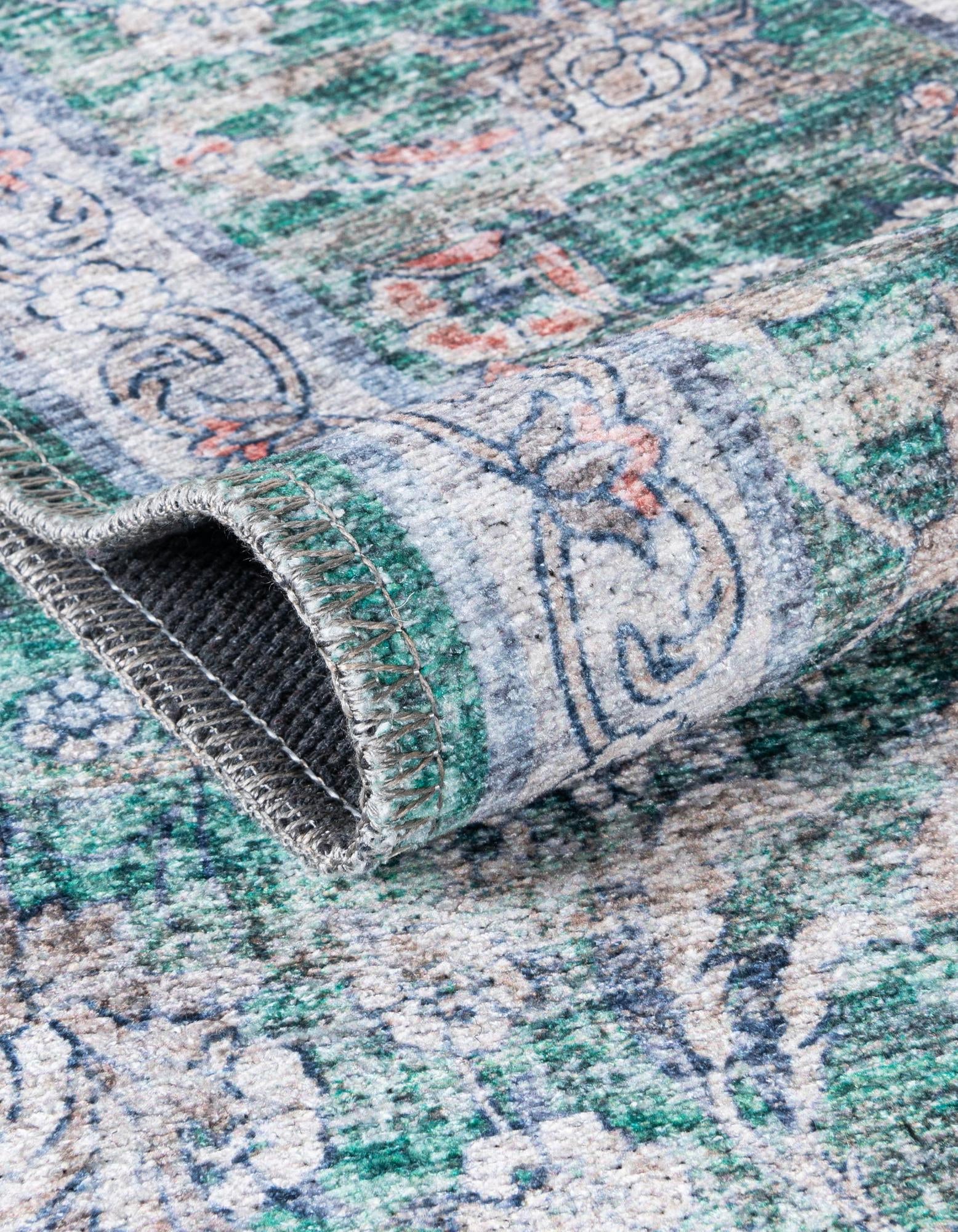 7' 10 x 7' 10 Washable Yara Square Rug
