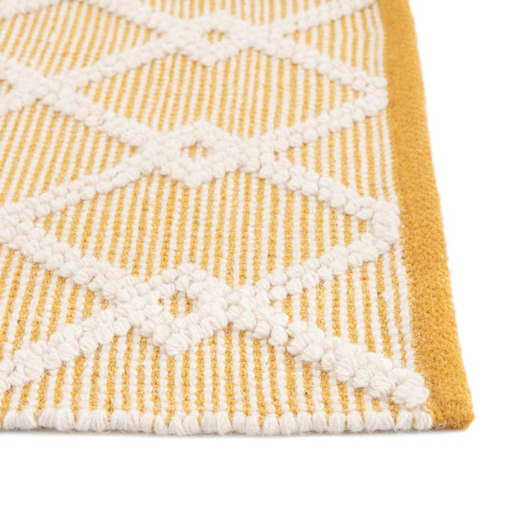 Detail image of 2' 2 x 3' 1 Hand Knotted Jill Zarin Dorset Rug