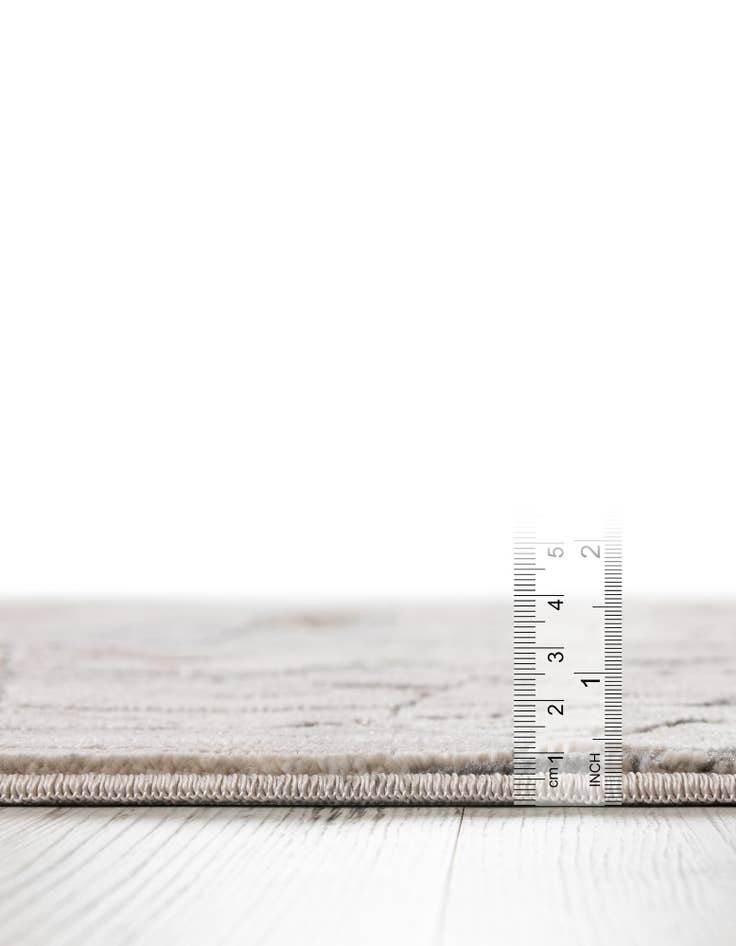 Detail image of 2' x 8' Silta Runner Rug