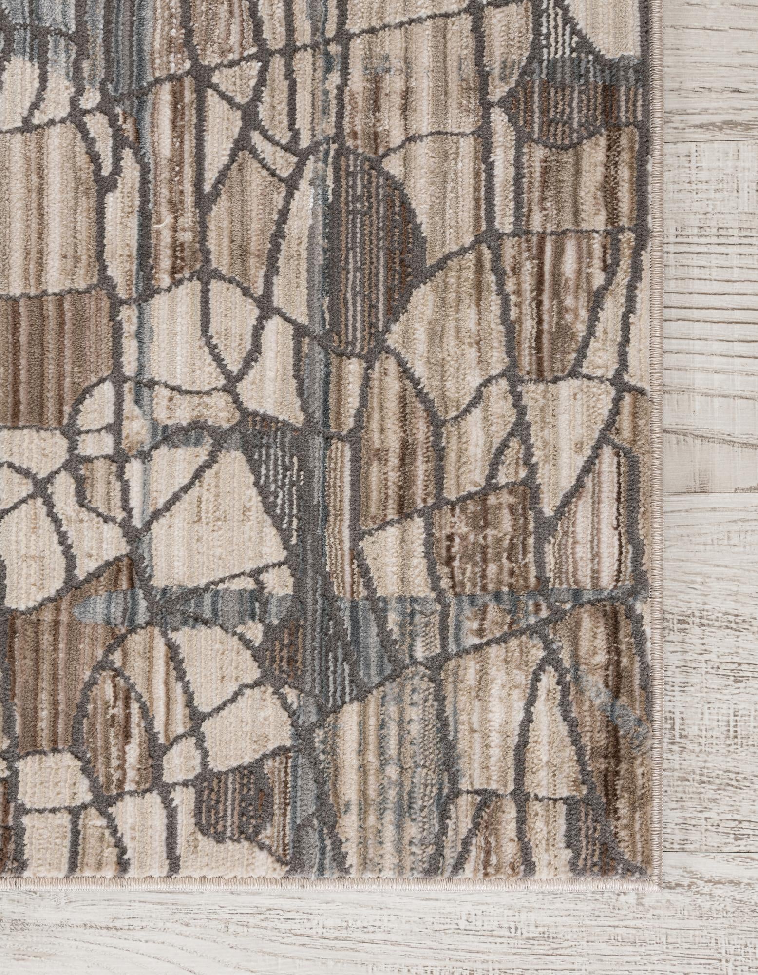 2' 7 x 12' Silta Runner Rug