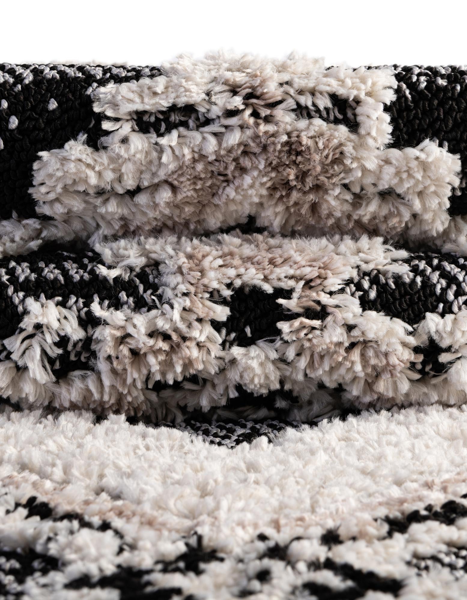9' x 12' Cherokee Rug
