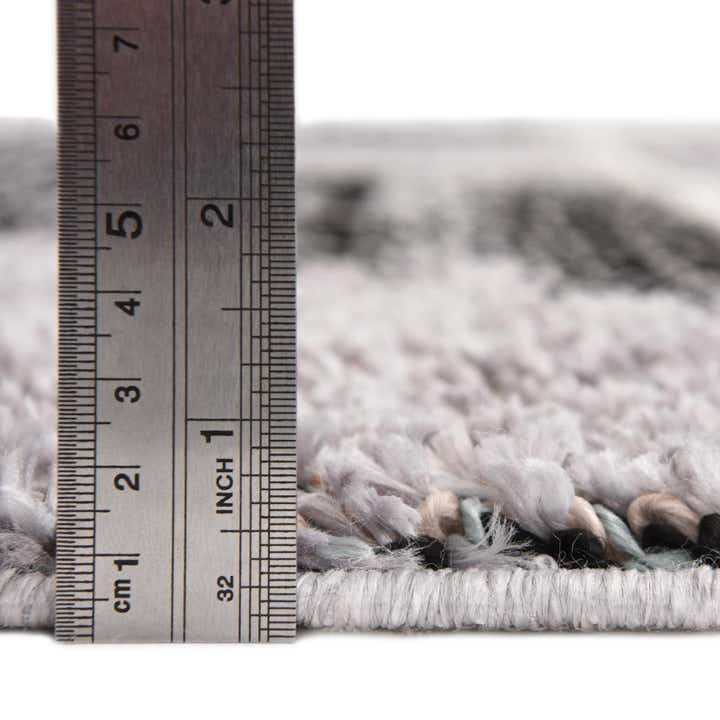 2' x 3' 2 Cherokee Rug